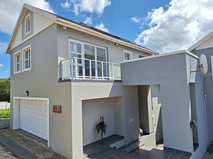 2 Bedroom Property for Sale in Wavecrest Eastern Cape